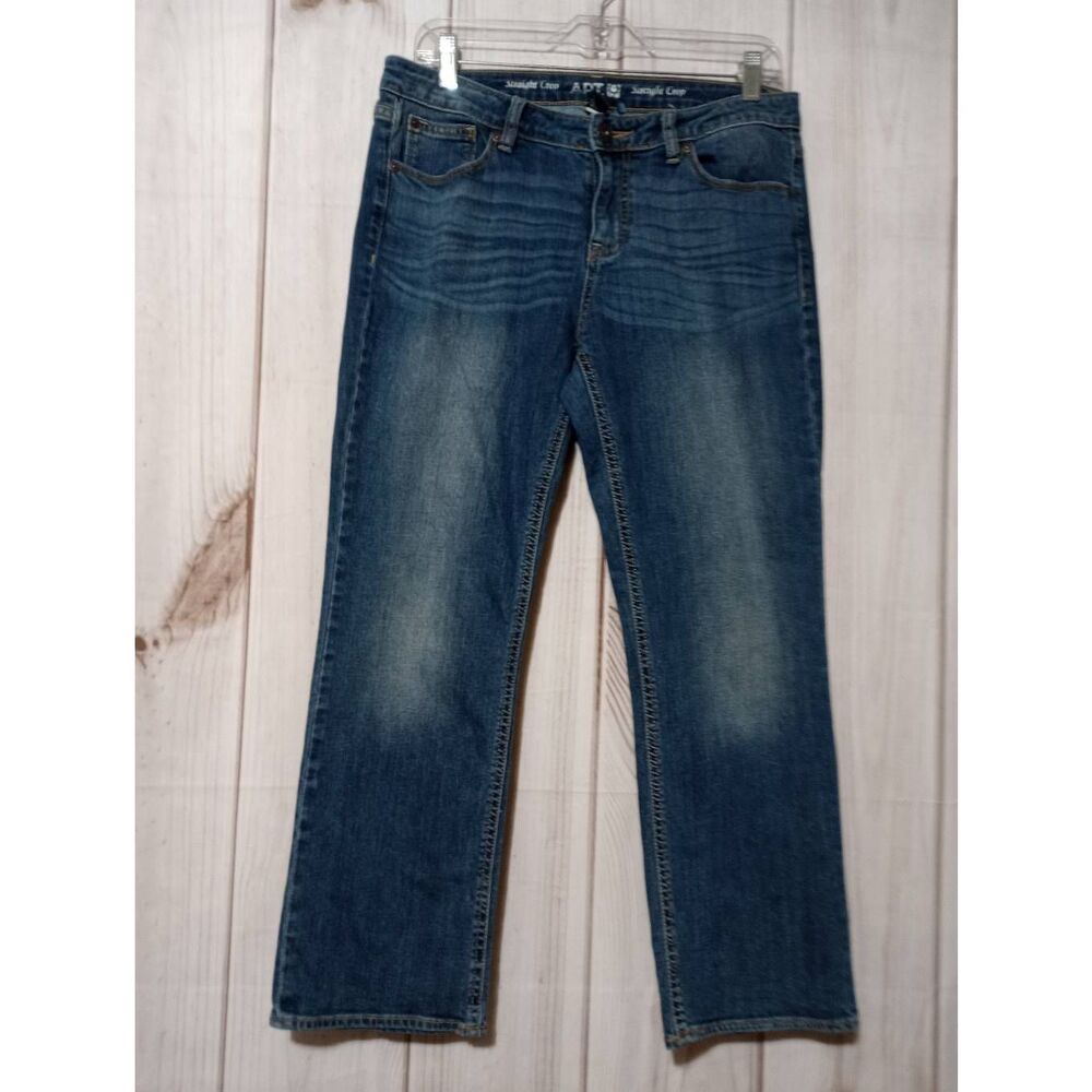 Apt. 9 Modern Straight Crop Jeans Womens 8 Medium Wash Embroidered Flap Pocket